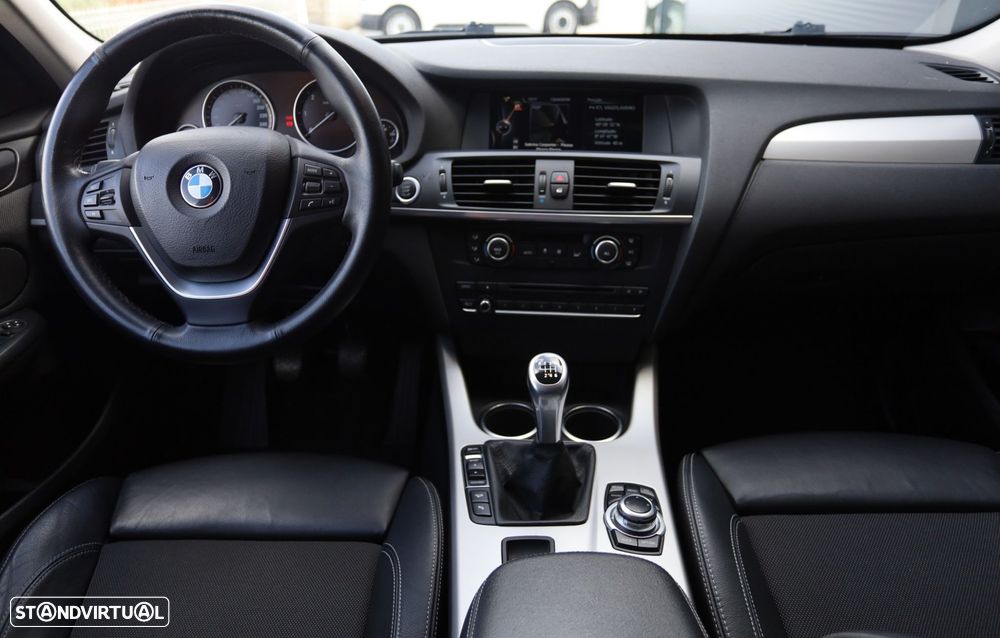 BMW X3 20 d xDrive - 20