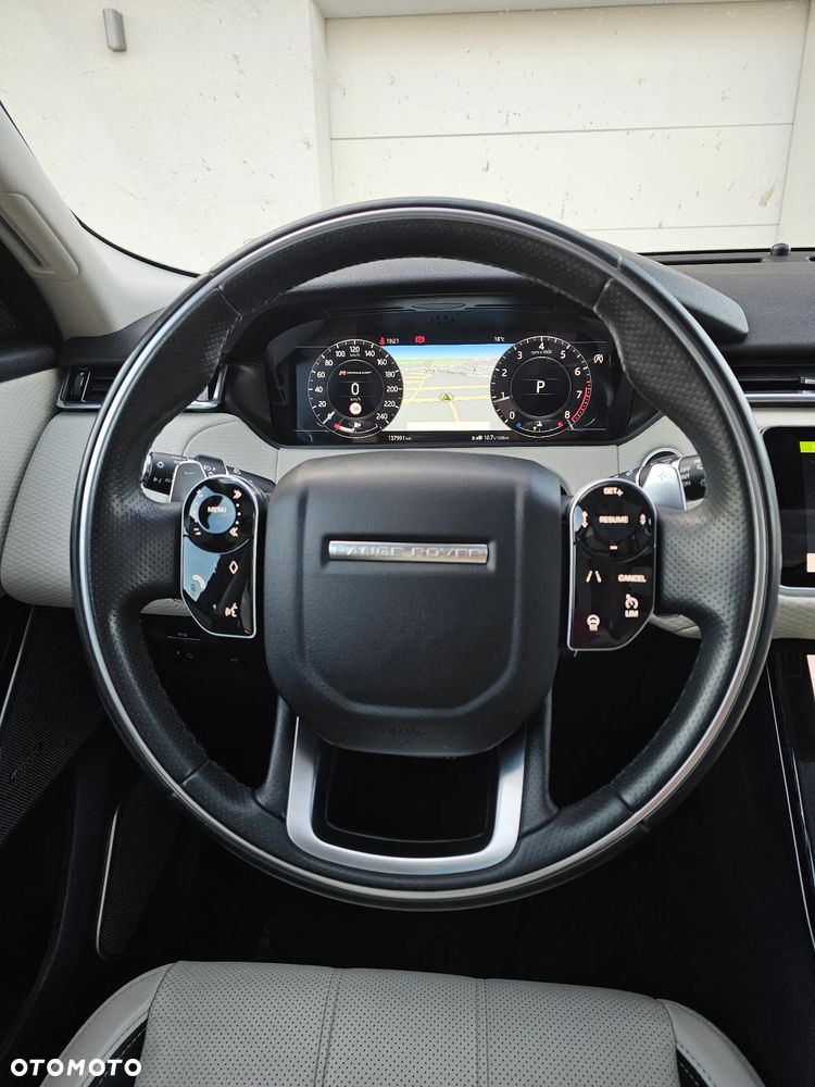 Land Rover Range Rover Velar 2.0 P250 R-Dynamic SE - 32