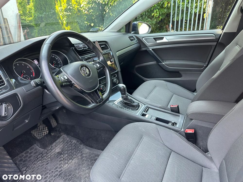 Volkswagen Golf 1.5 TSI BlueMotion ACT DSG Comfortline - 8