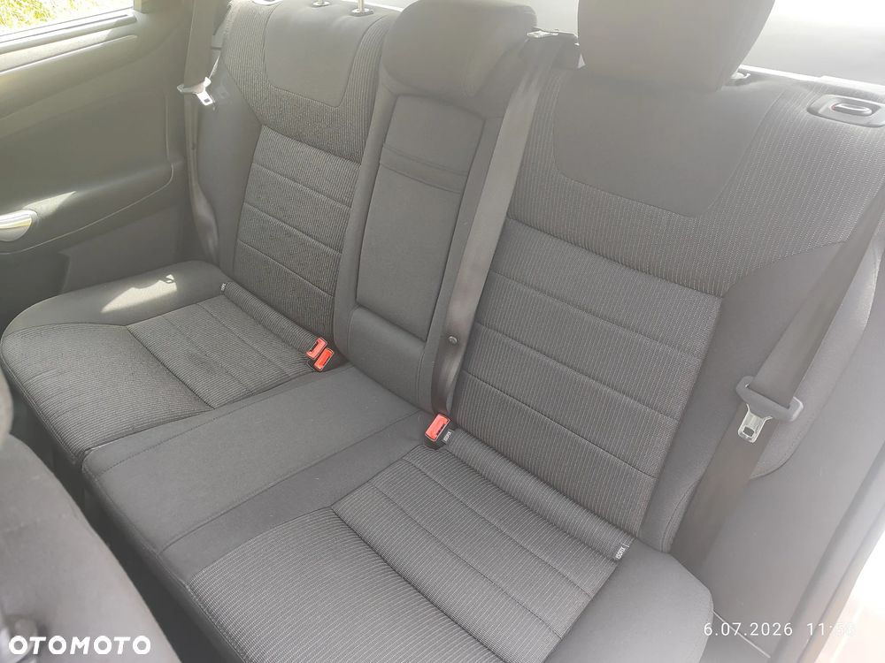 Ford Mondeo 2.0 TDCi Titanium - 16
