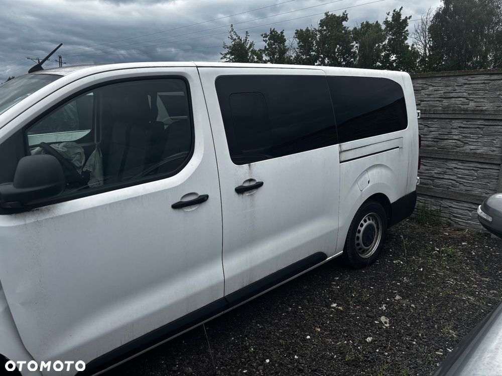 Toyota ProAce 1,5-l-D-4D L1 (6-Si.) - 7
