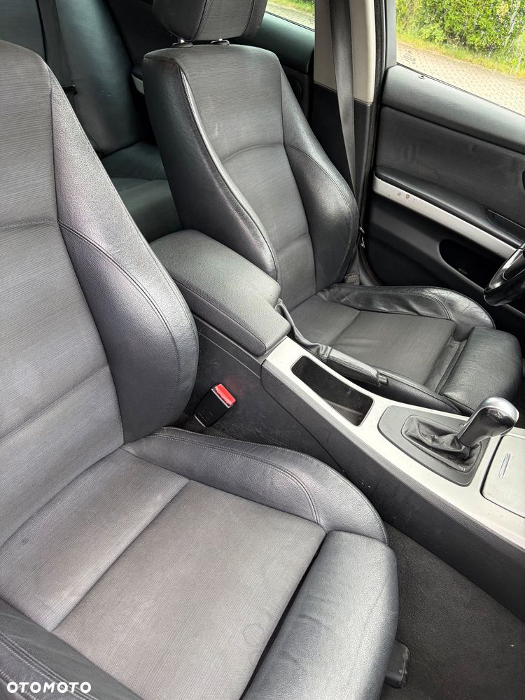 BMW Seria 3 - 12