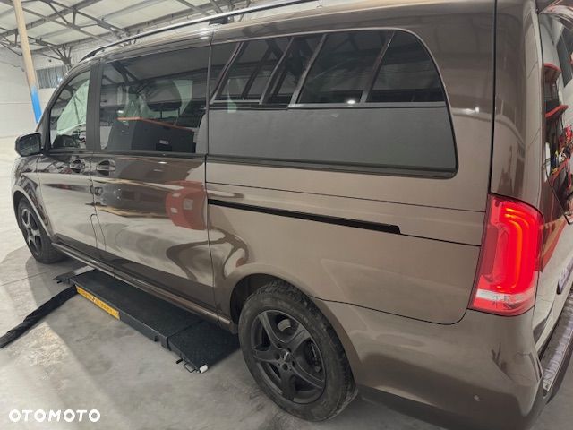 Mercedes-Benz Klasa V - 3