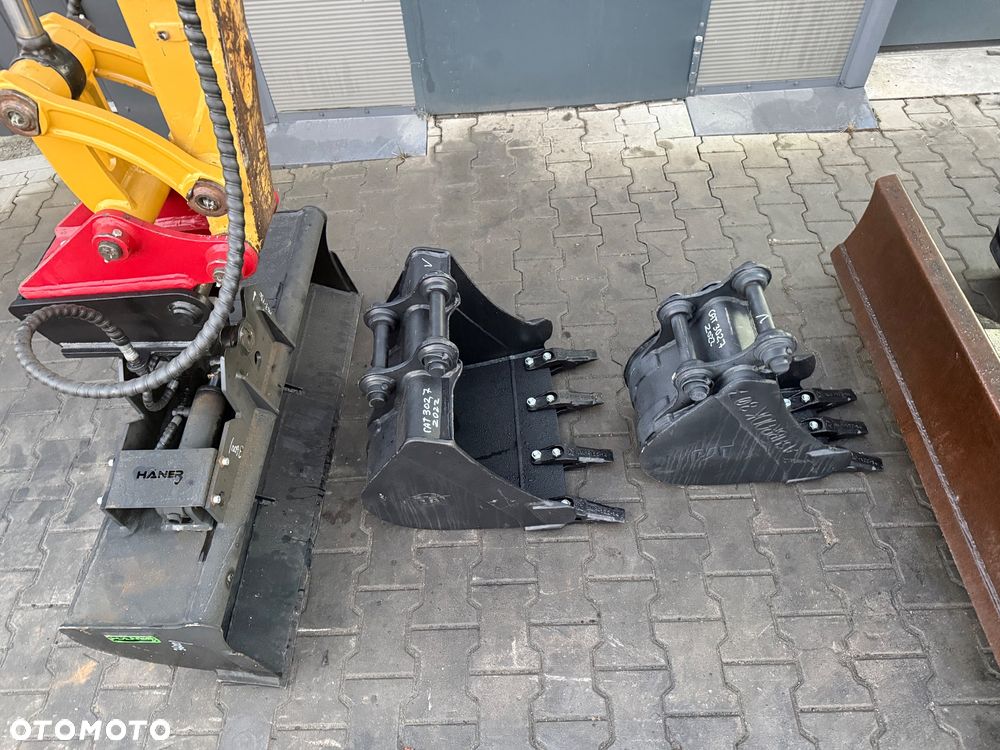 Caterpillar MINIKOPARKA CAT 302.7D , 2017 r. ,302.7CR, 303, 302 , 301 , CR , D - 3