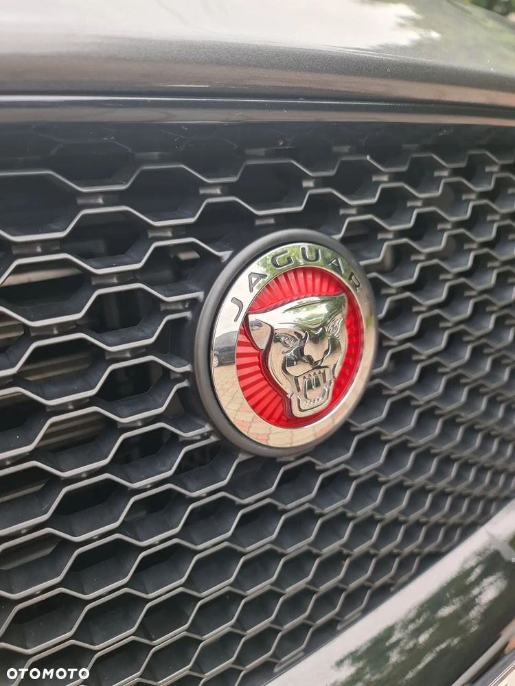 Jaguar F-Pace 2.0 i4P AWD Prestige - 15