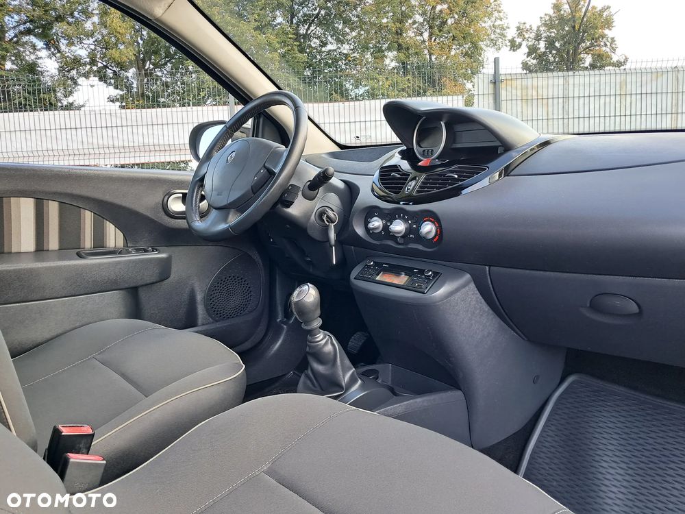 Renault Twingo - 17