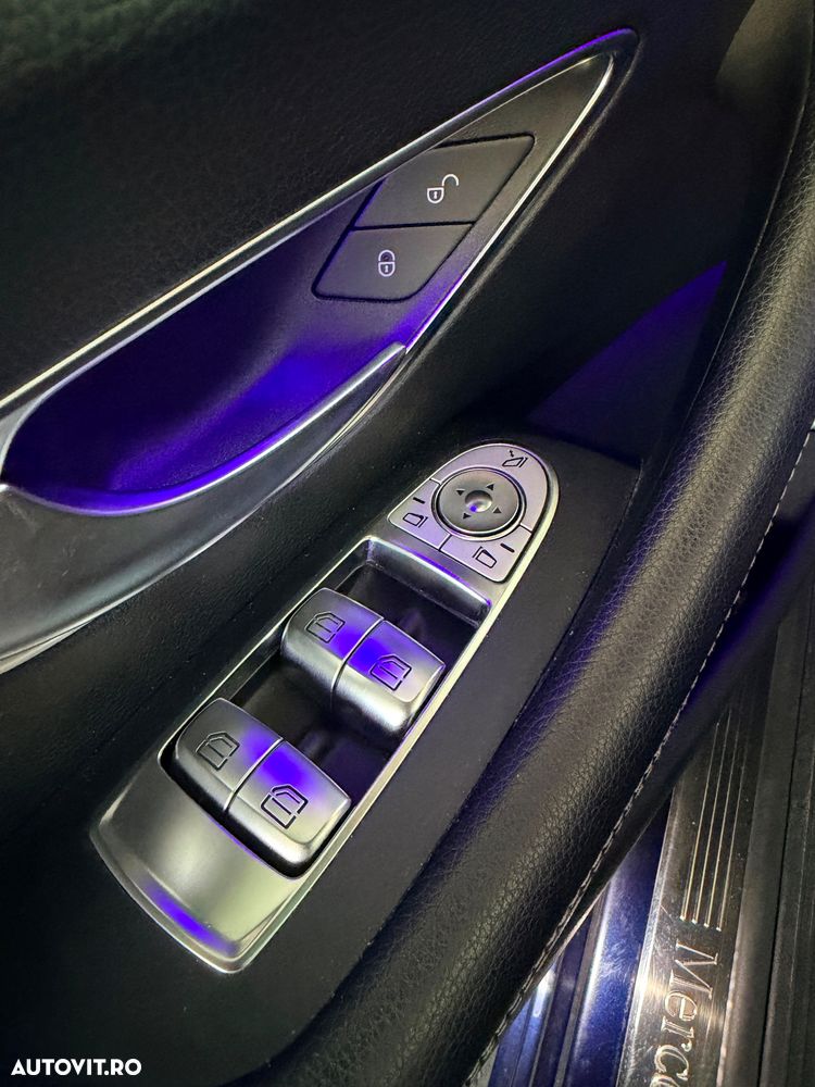 Mercedes-Benz E 300 9G-TRONIC AMG Line - 32