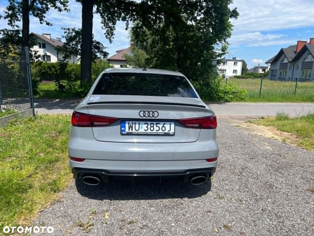 Audi RS3 Limousine 2.5 TFSI Quattro S tronic - 2