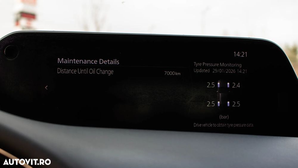 Mazda 3 SKYACTIV-G 2.0 M-Hybrid - 16