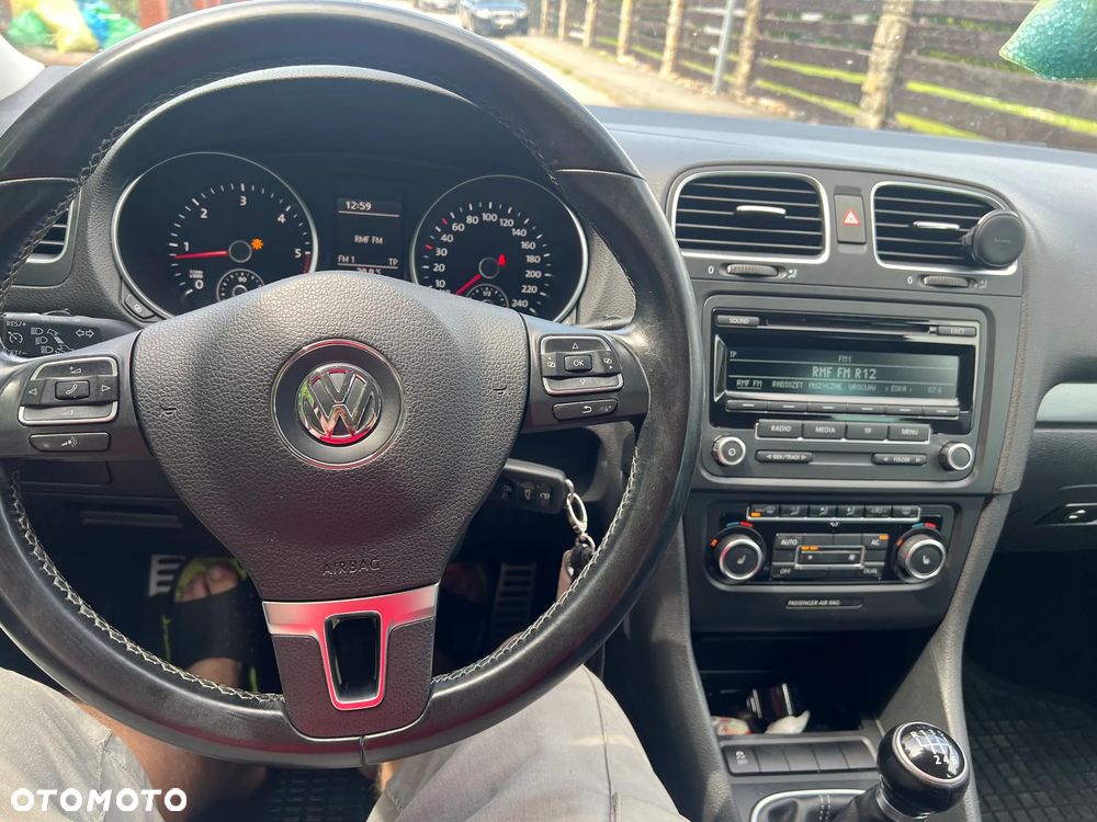 Volkswagen Golf 2.0 TDI DPF Style - 8
