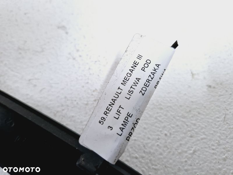 megane iii lift listwa zderzaka pod lampę prawy przód prawa przednia 260446232r - 2