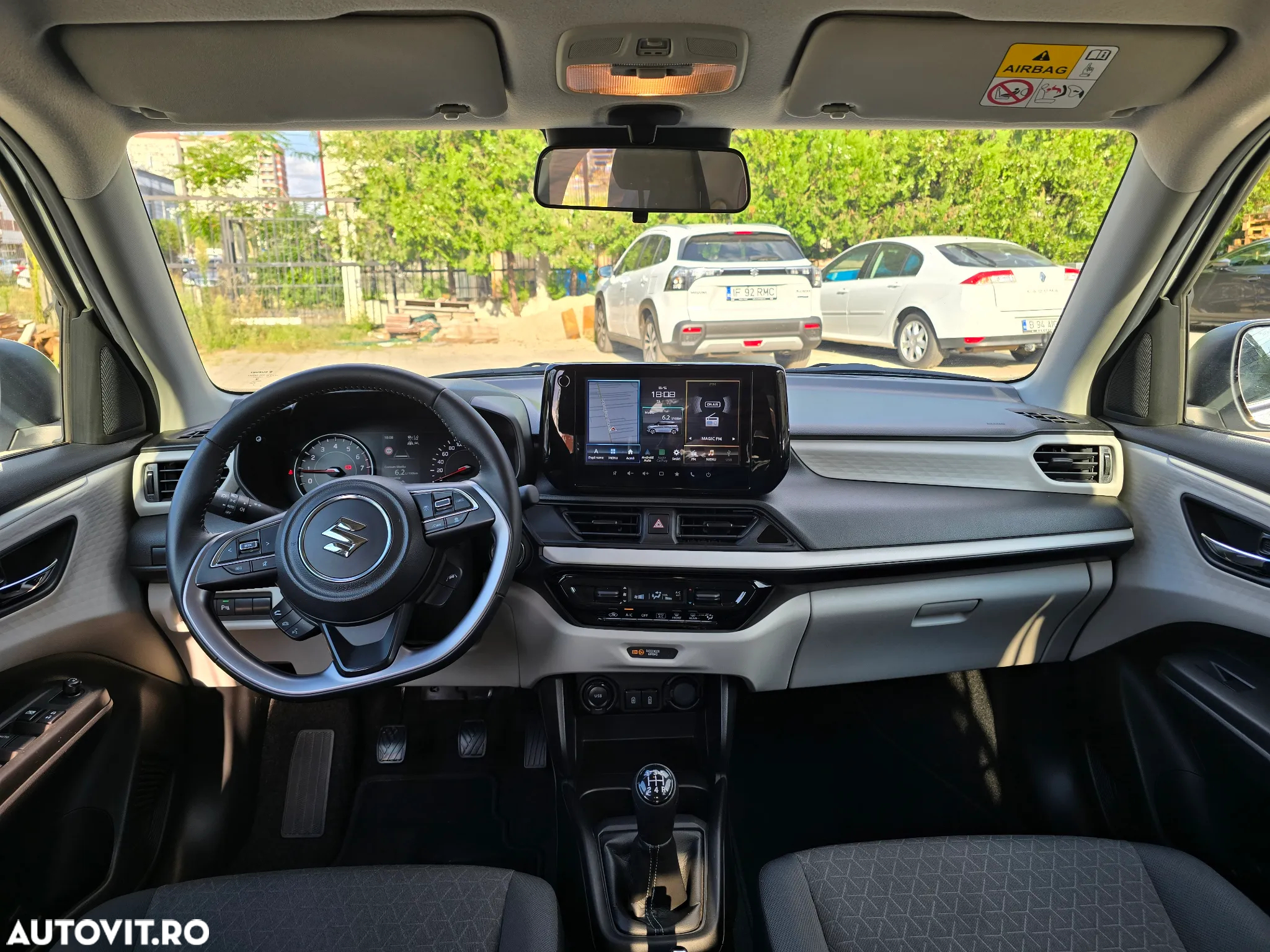 Suzuki Swift 1.2 Dualjet 12V MHEV Passion - 8