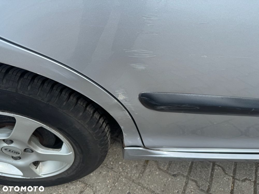 Honda Civic 1.4i LS - 15