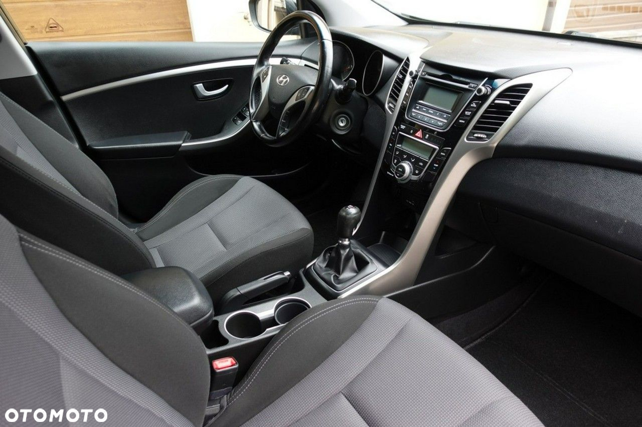 Hyundai i30 - 12
