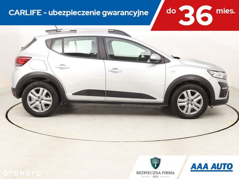 Dacia Sandero - 8