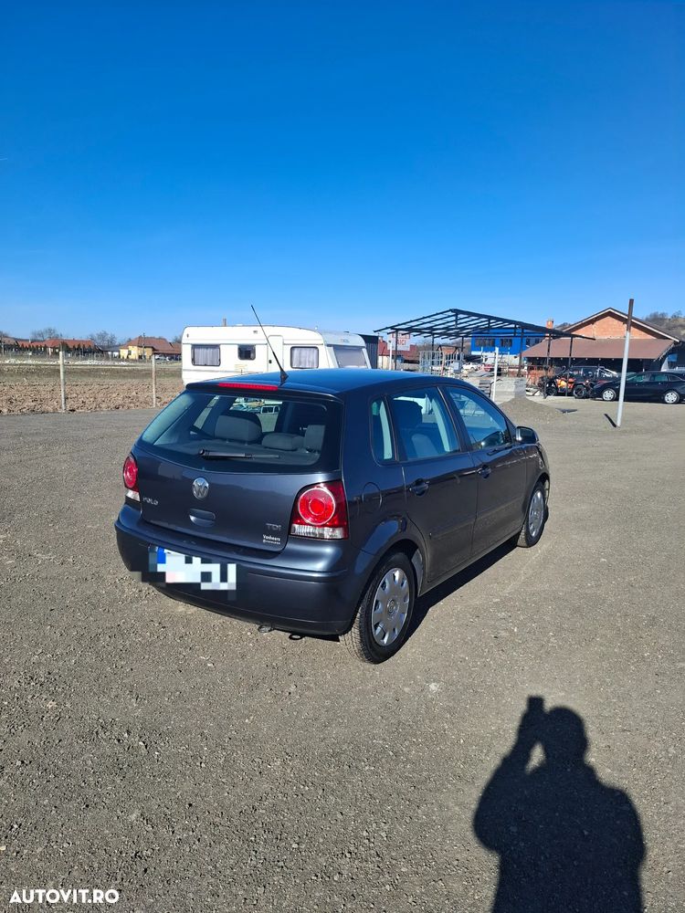 Volkswagen Polo - 3