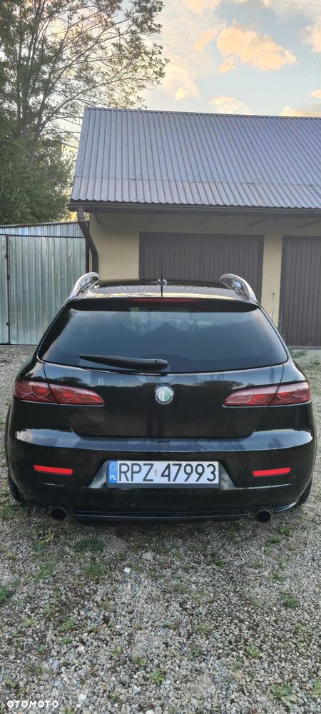 Alfa Romeo 159 2010 photo 5