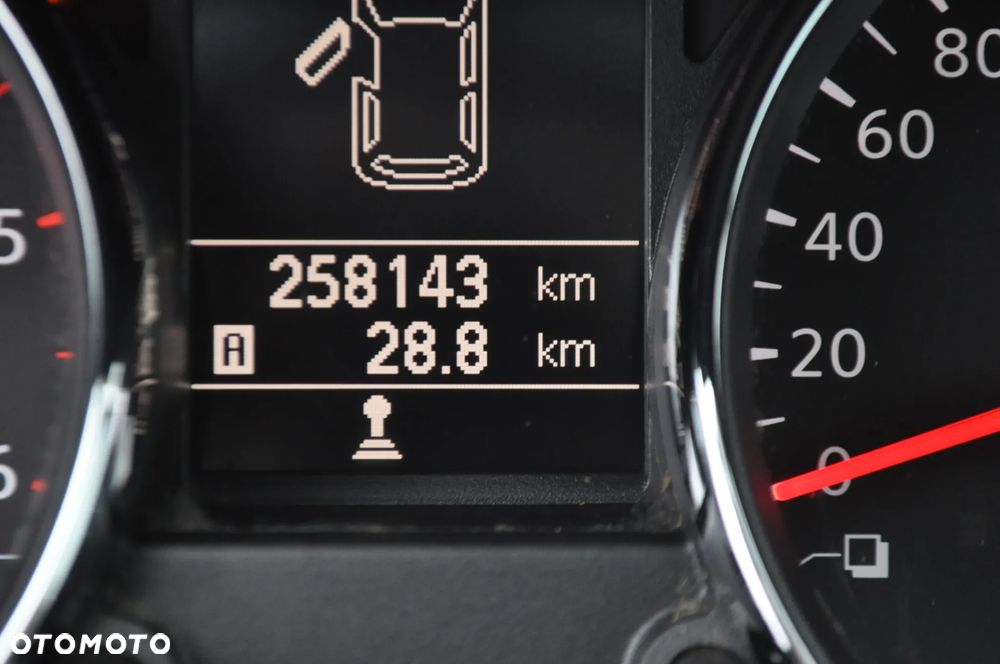 Nissan Qashqai 1.5 dCi I-Way - 16