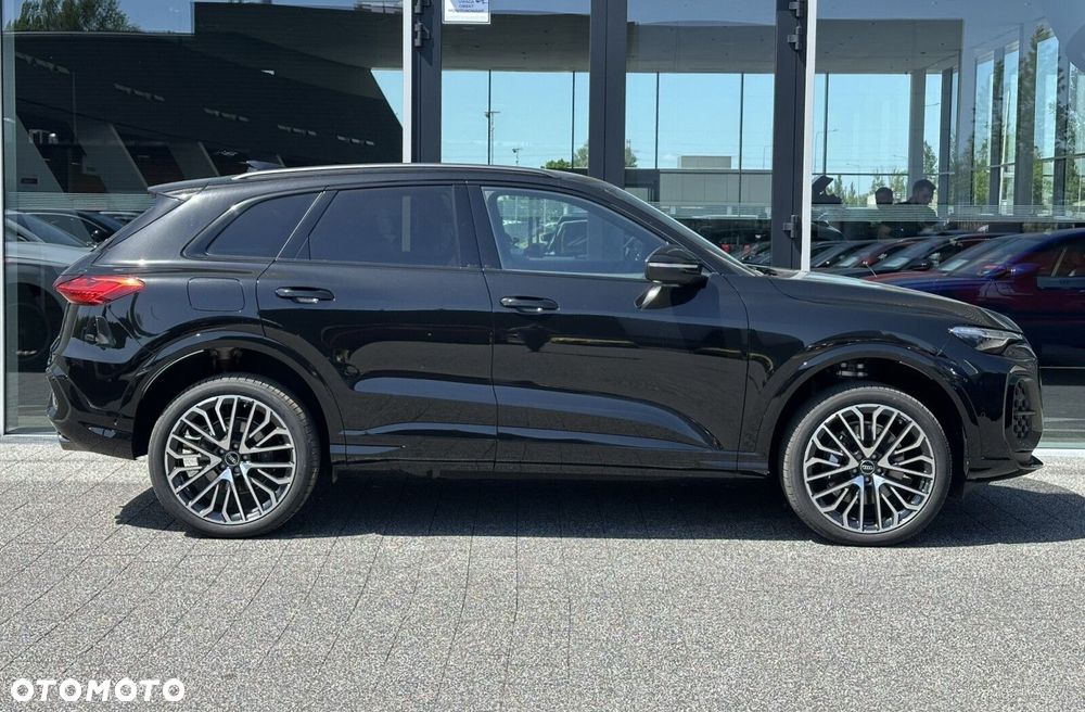 Audi SQ5 - 5