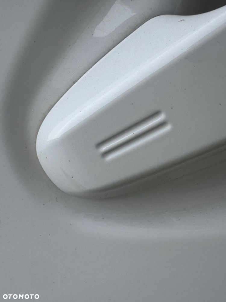 Toyota Auris 1.8 HSD Luna - 35