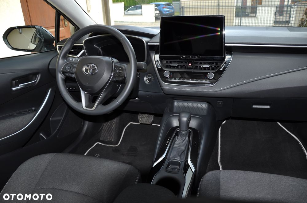 Toyota Corolla - 11
