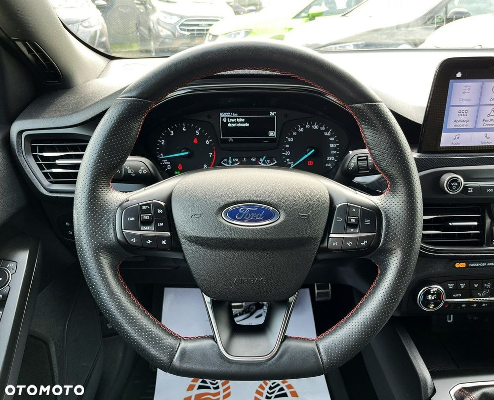 Ford Focus 1.0 EcoBoost ST-Line Business - 12