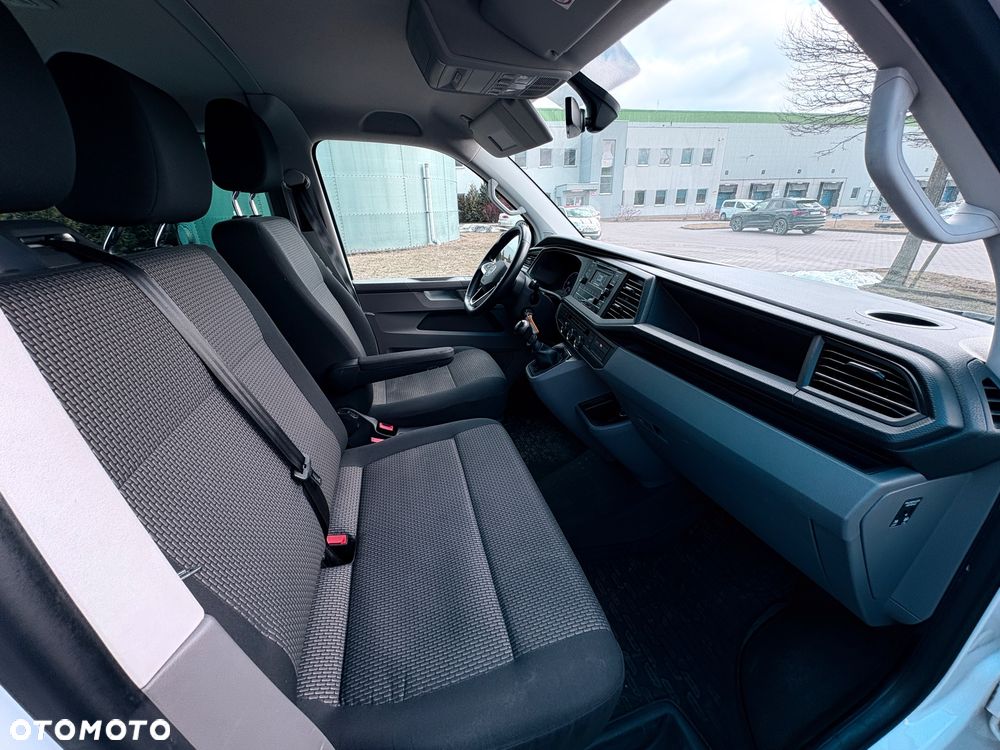 Volkswagen Transporter - 12