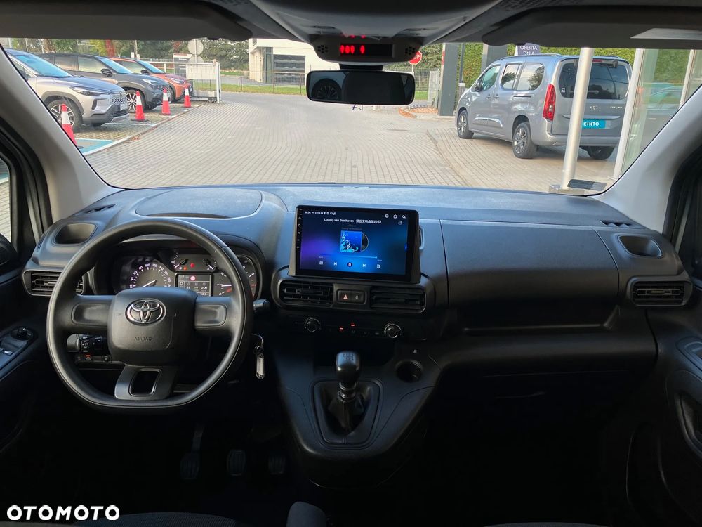 Toyota Proace City Verso 1.5 D-4D L1 Combi - 23