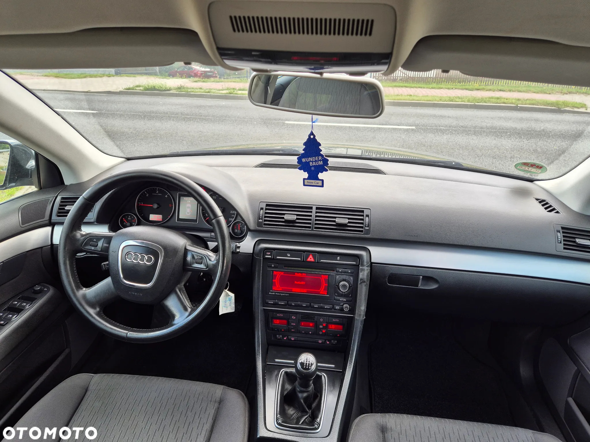 Audi A4 Avant 2.0 TDI - 13
