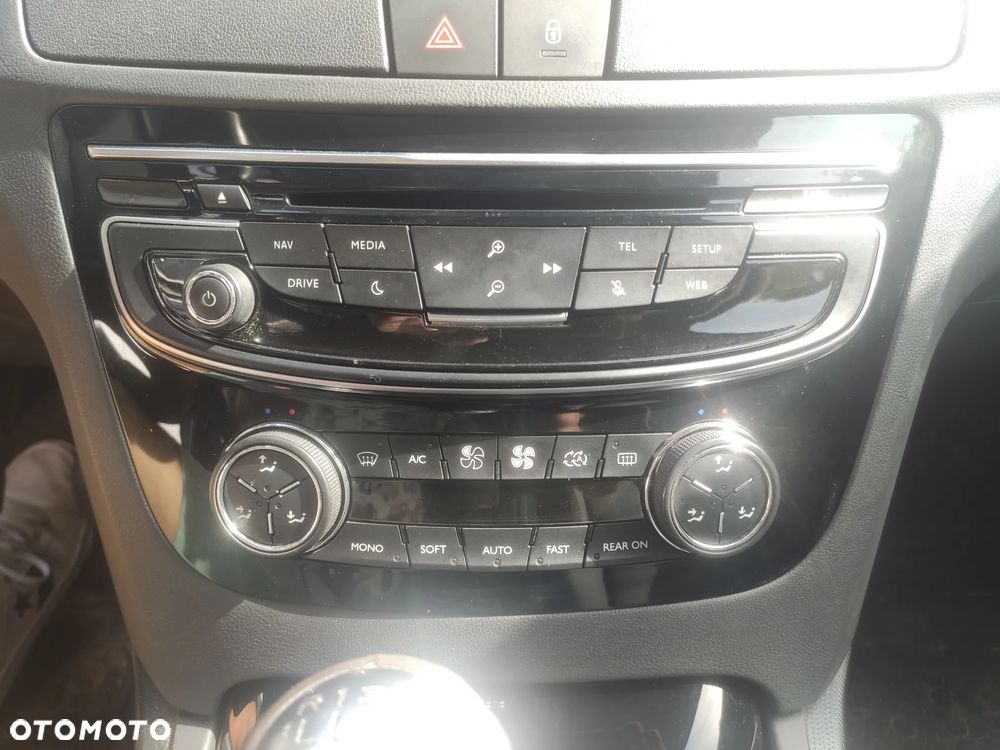 Peugeot 508 1.6 e-THP Allure S&S - 14