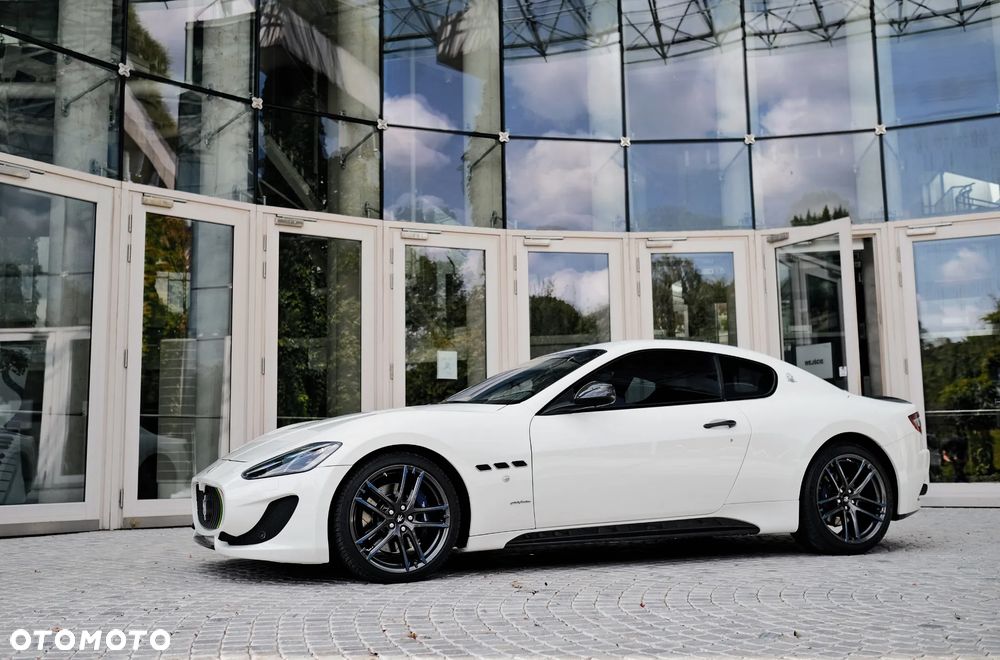 Maserati GranTurismo S - 9