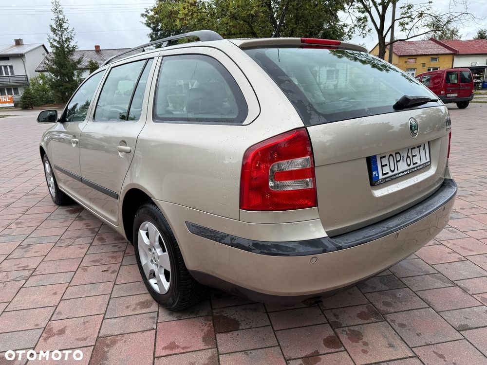 Skoda Octavia 1.6 Automatik Elegance - 4