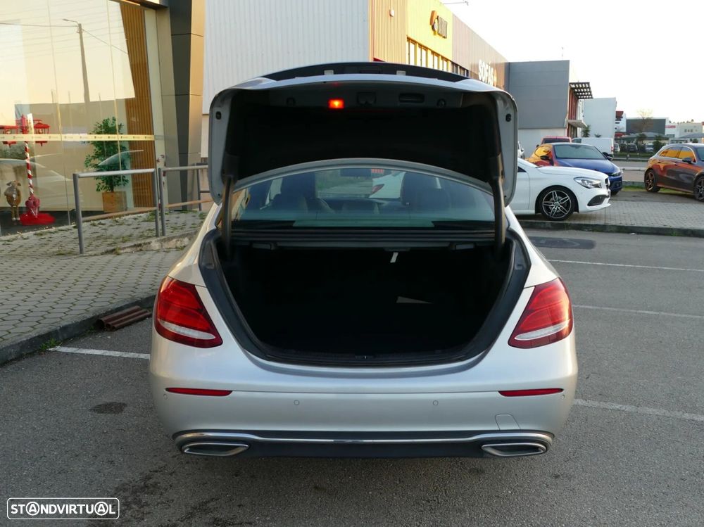 Mercedes-Benz E 200 d Avantgarde - 10