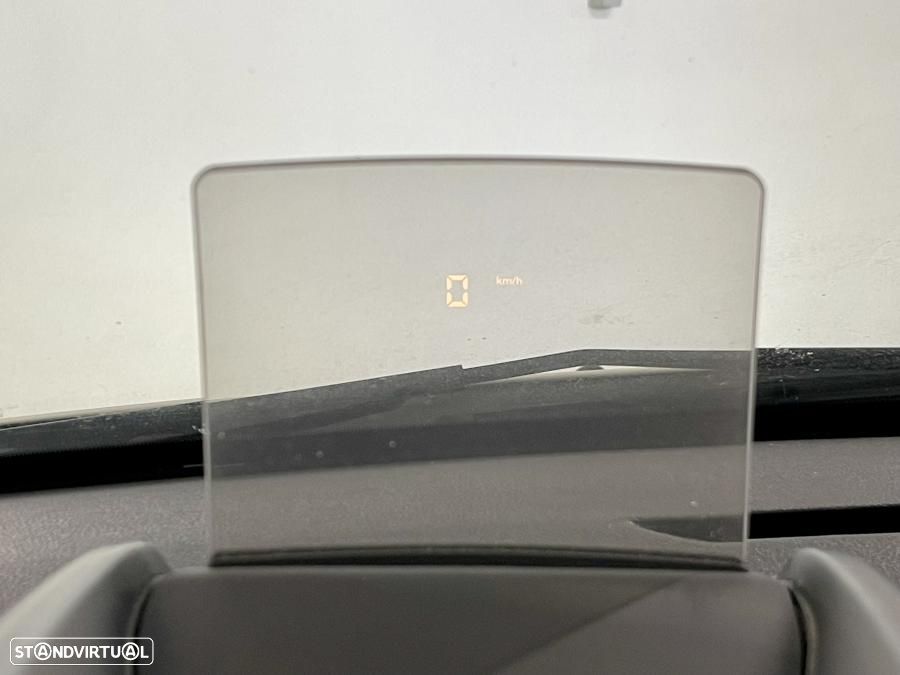 Peugeot 3008 2.0 HDi Hybrid4 - 11