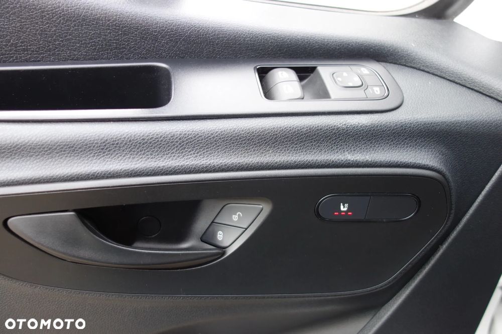 Mercedes-Benz Sprinter 3.0 CDI Automat 190 KM Kontener +Winda  750 kg. - 19