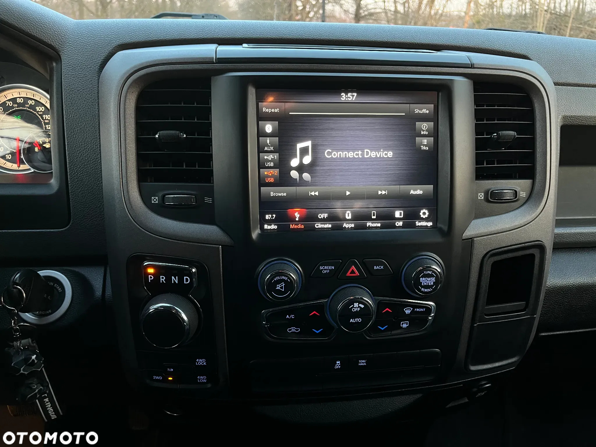 RAM 1500 - 25