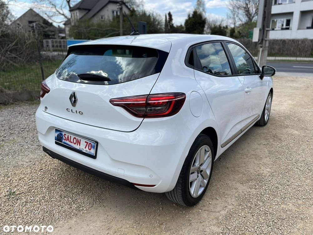Renault Clio - 8