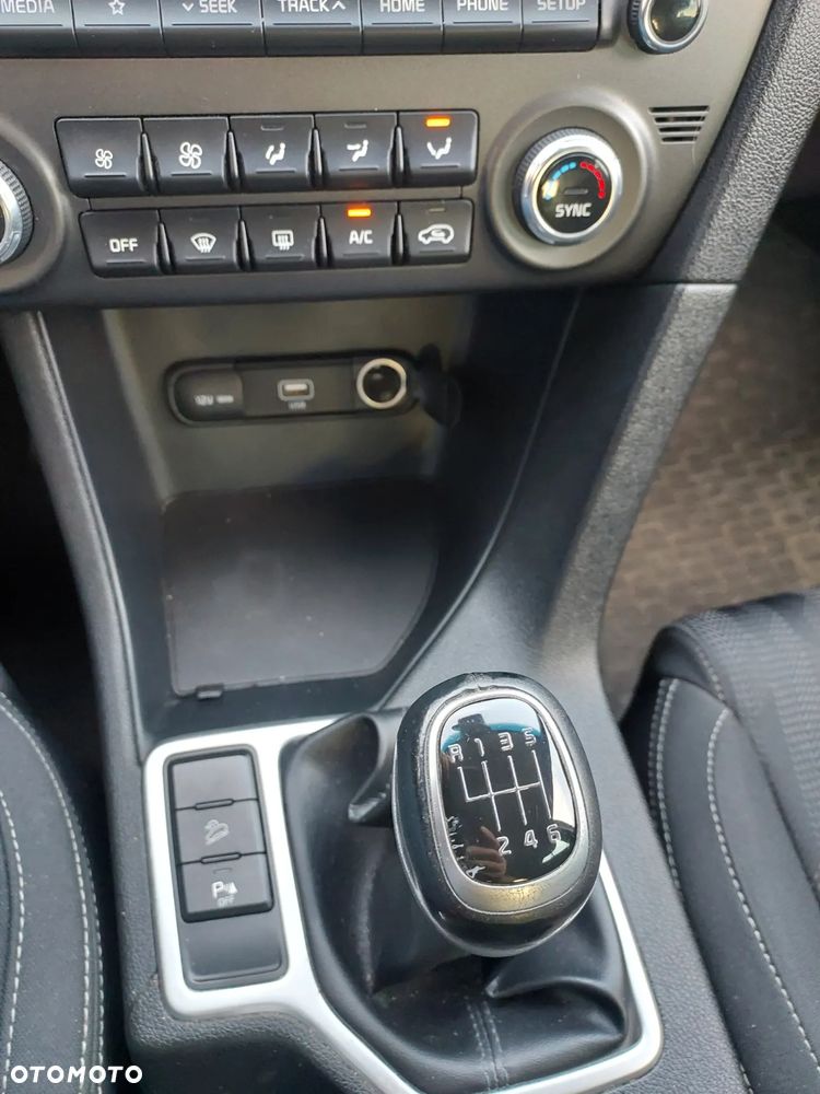 Kia Sportage 1.6 GDI L 2WD - 12