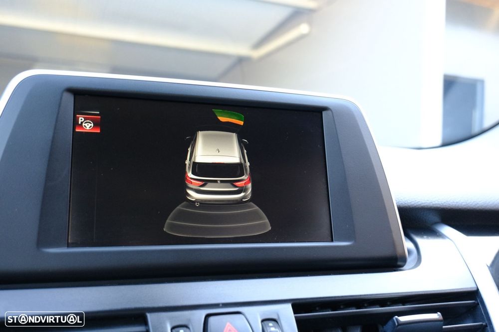 BMW 216 Gran Tourer d Line Sport - 24