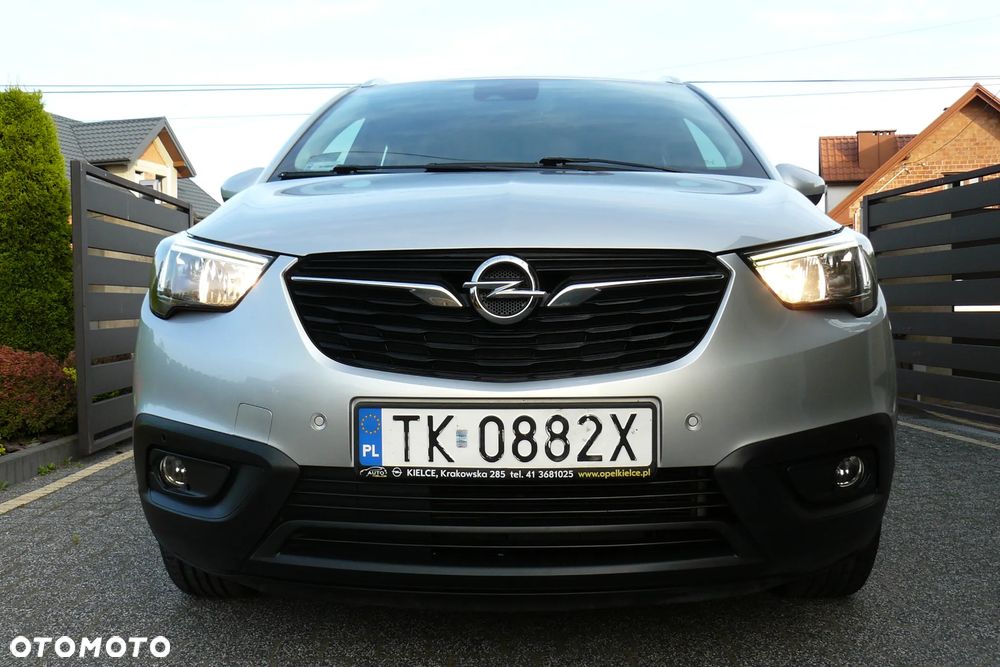 Opel Crossland X 1.2 T Design Line S&S - 32