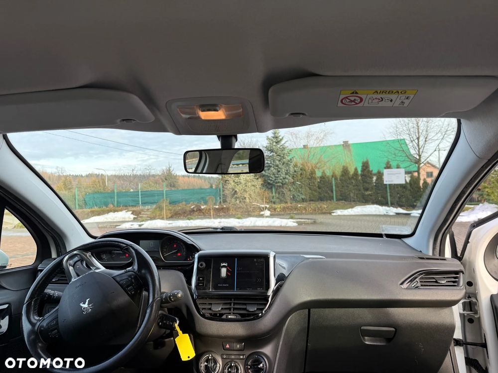 Peugeot 208 PureTech 82 Urban Move - 10