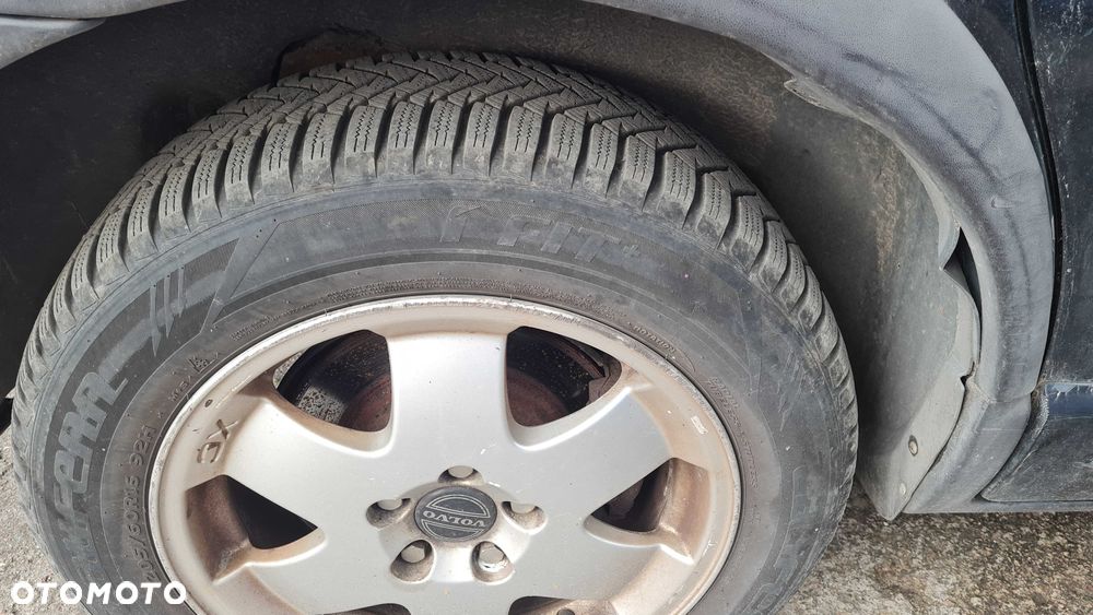 Volvo XC 70 - 4