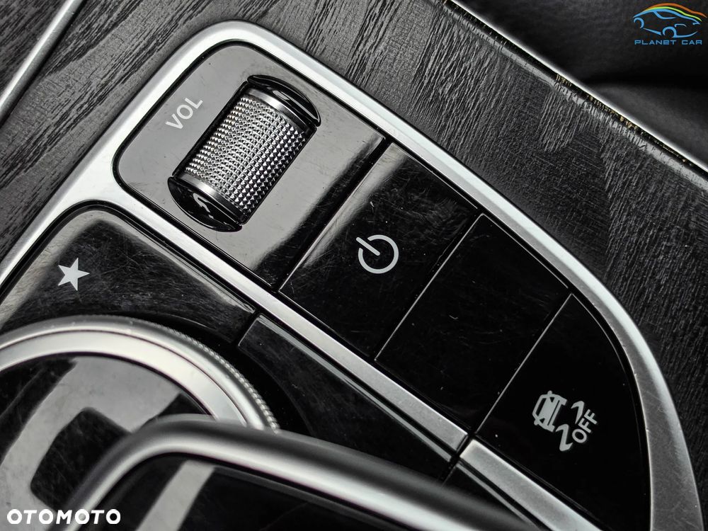 Mercedes-Benz GLC 220 d 4Matic 9G-TRONIC - 37