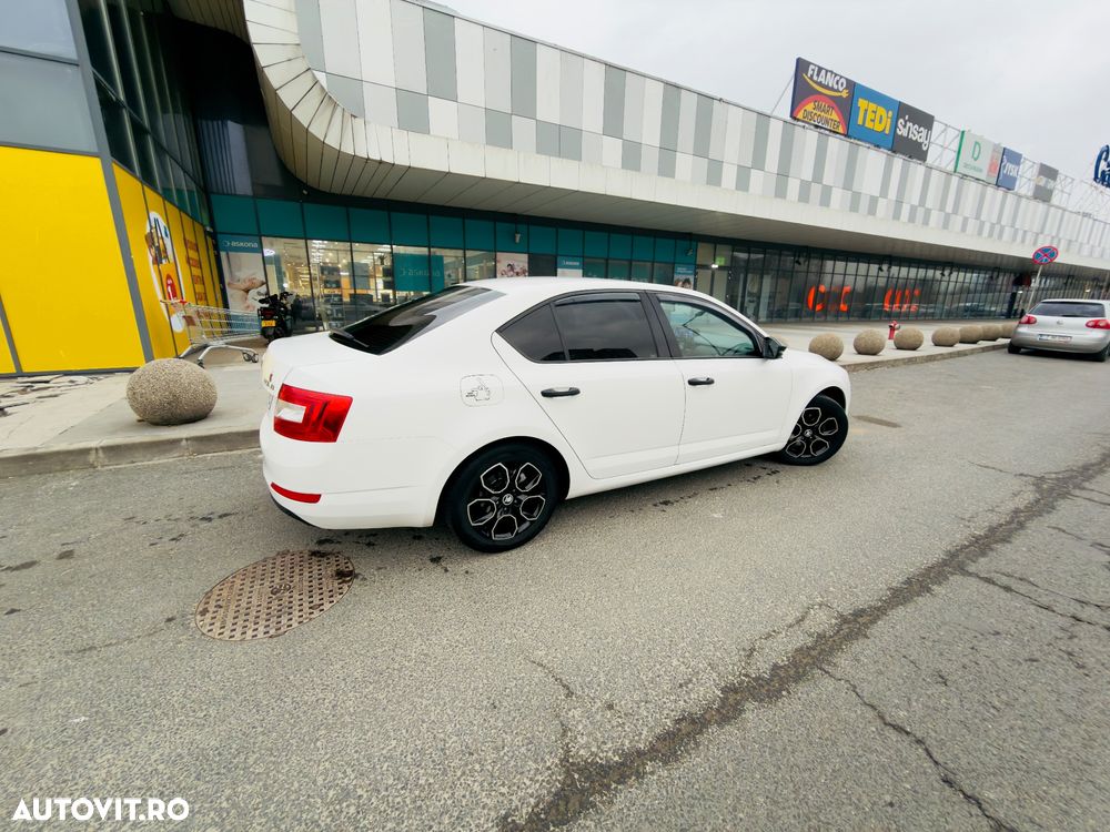 Skoda Octavia - 1