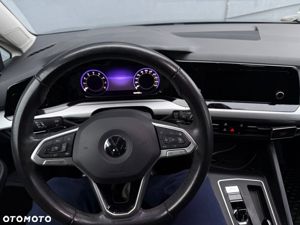 Volkswagen Golf - 19