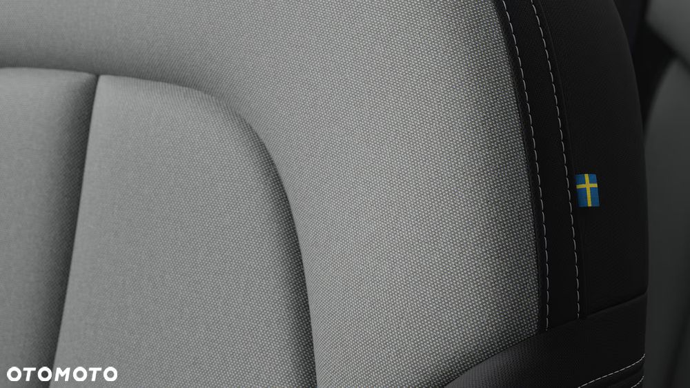 Volvo XC 40 B3 Plus Dark - 7