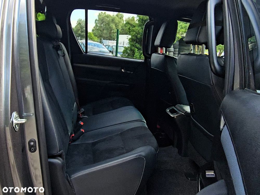 Toyota Hilux 2.8 D-4D Double Cab GR Sport II 4x4 - 7