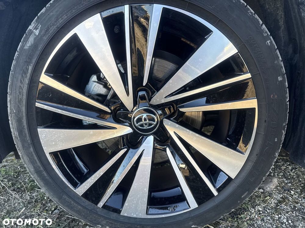 Toyota Corolla 1.8 Hybrid Style - 19