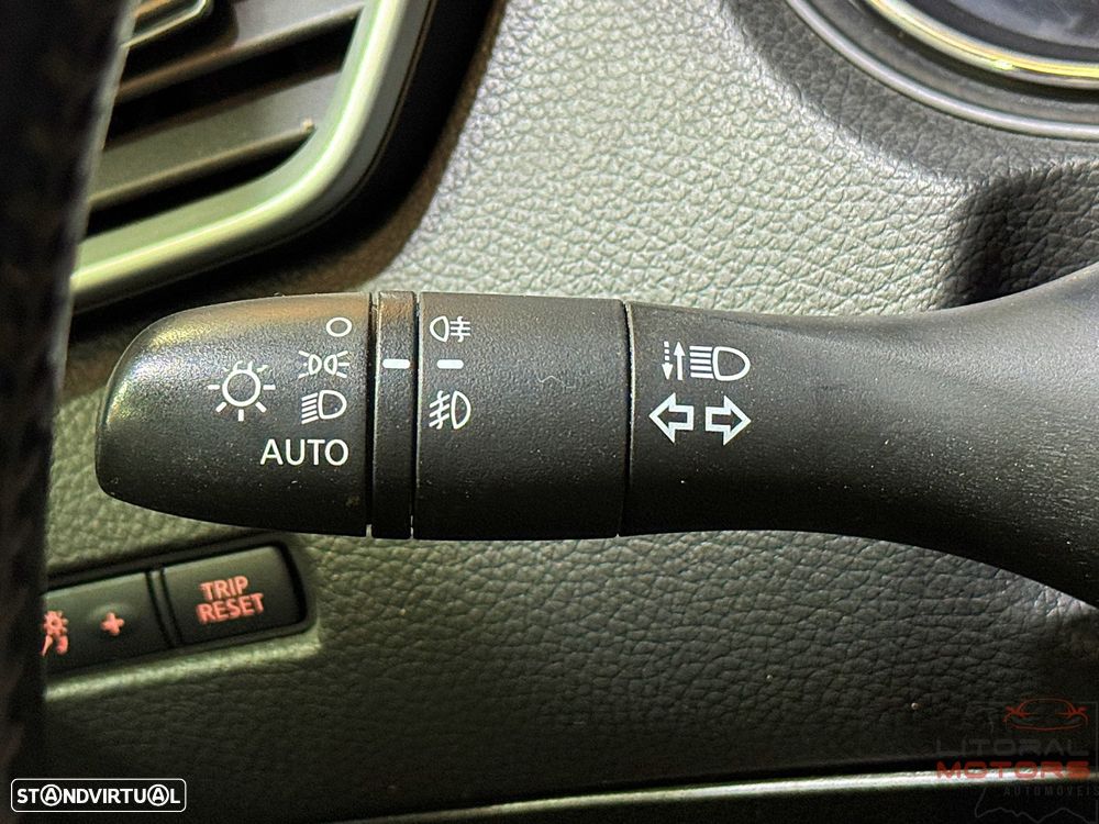 Nissan Qashqai 1.5 dCi N-Connecta - 24