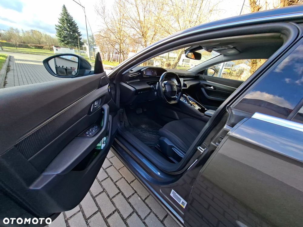 Peugeot 508 PureTech 180 EAT8 Allure - 28